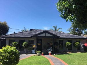 redback gallery 28